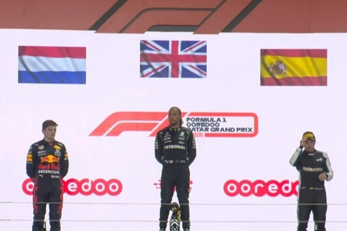 Formula 1: Lüis Hamilton 102-ci qələbəsini qazandı, Alonso isə 7 il sonra podiumda - FOTO/VİDEO