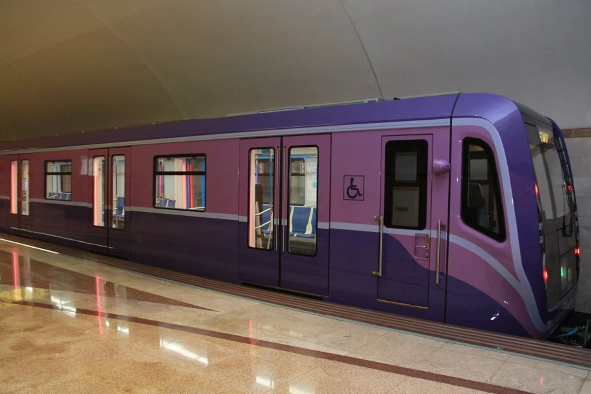 Gələn il Bakı metrosuna daha dörd yeni qatar gətiriləcək