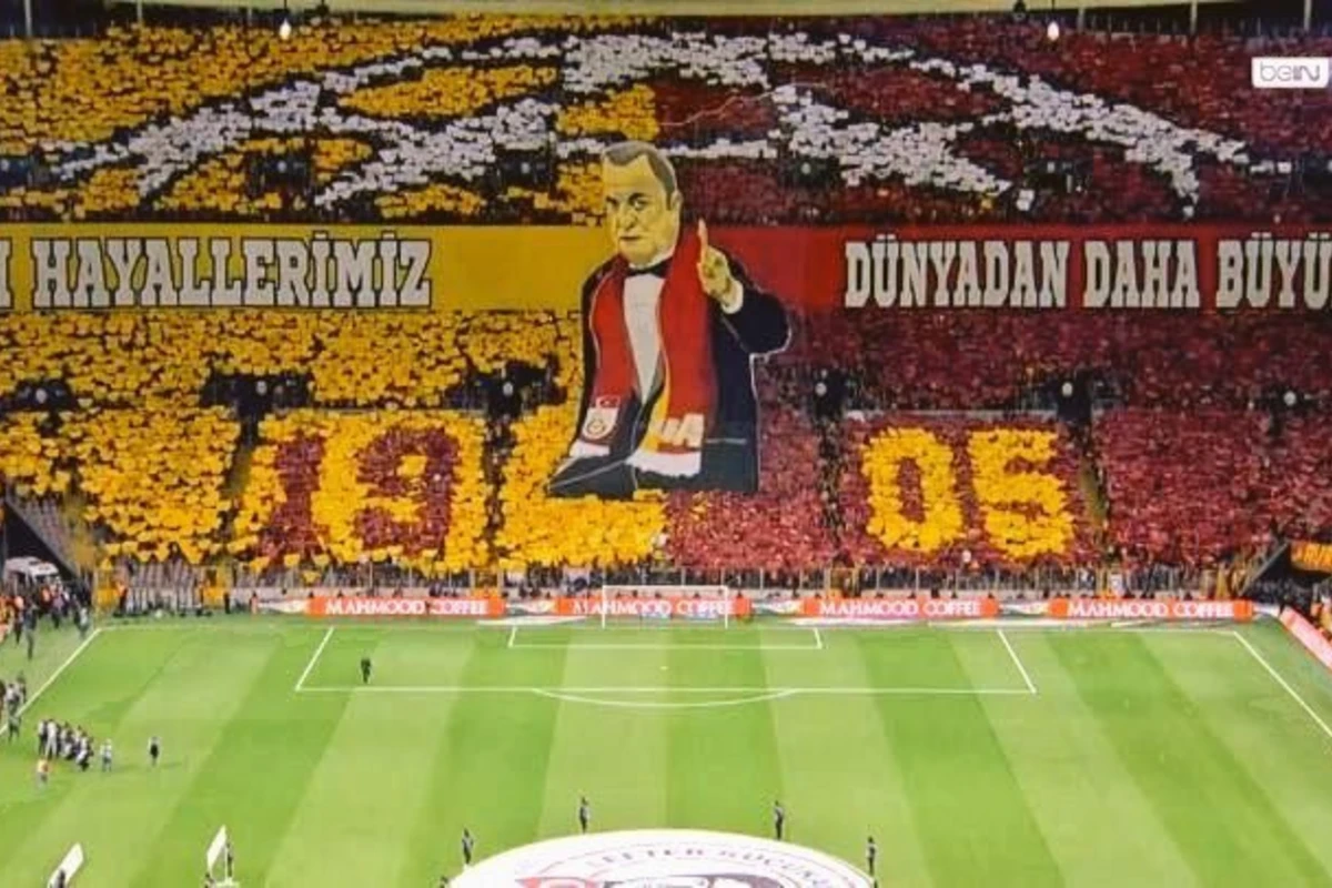 “Cimbomlular” təxribat törədən fransız jurnalisti üzr istəməyə məcbur etdilər – FOTO “Cimbomlular” təxribat törədən fransız jurnalisti üzr istəməyə məcbur etdilər – FOTO