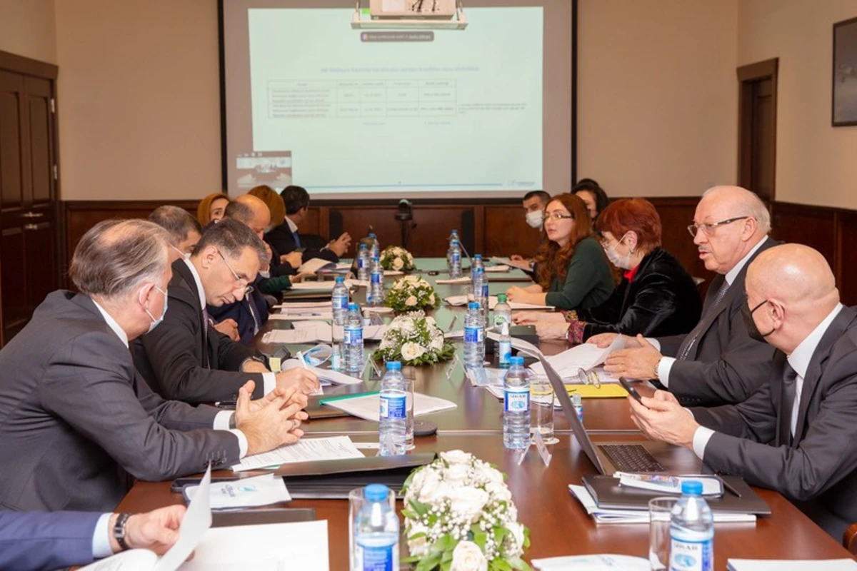 “Azərbaycan Hava Yolları” QSC-nin Müşahidə Şurasının iclası keçirildi “Azərbaycan Hava Yolları” QSC-nin Müşahidə Şurasının iclası keçirildi