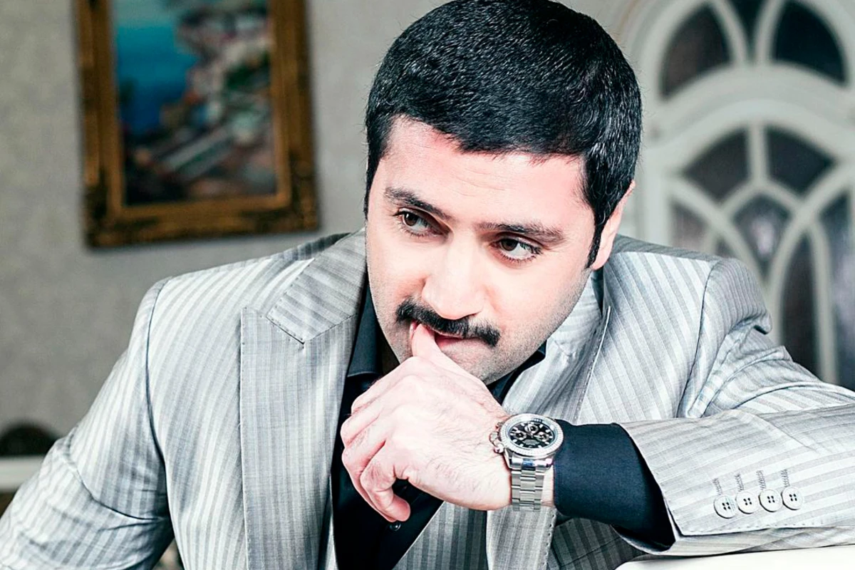 İzzət Bağırov: Əri ilə dalaşan acığını müğənnidən çıxır - VİDEO