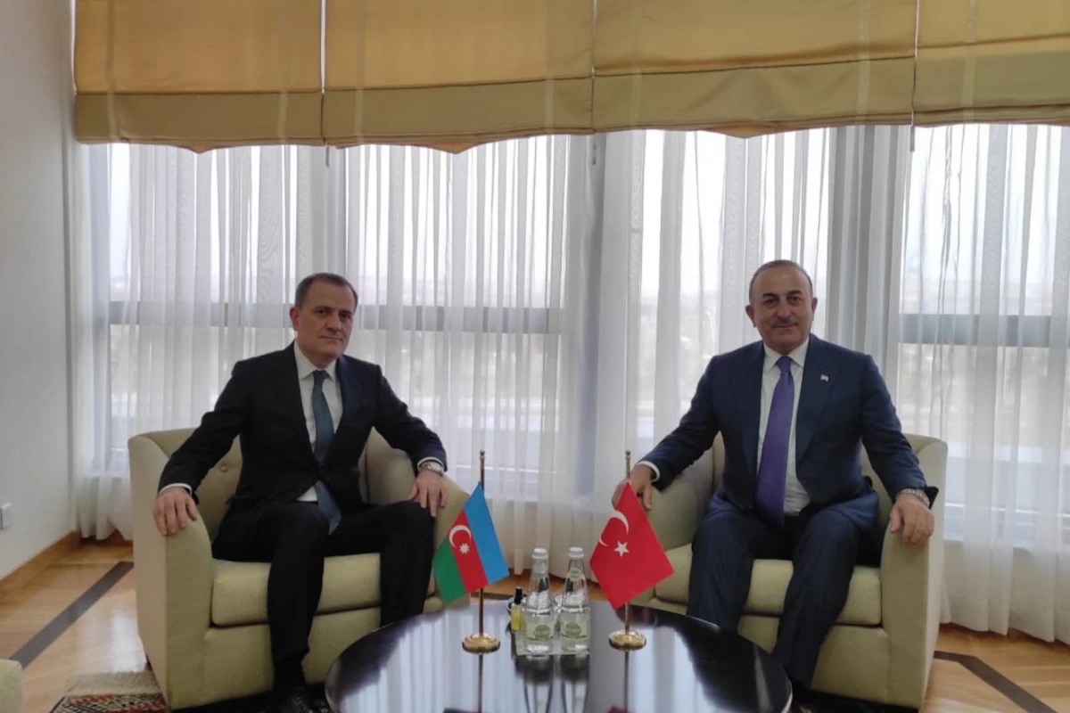 Ceyhun Bayramov Mevlüt Çavuşoğlu ilə görüşüb
