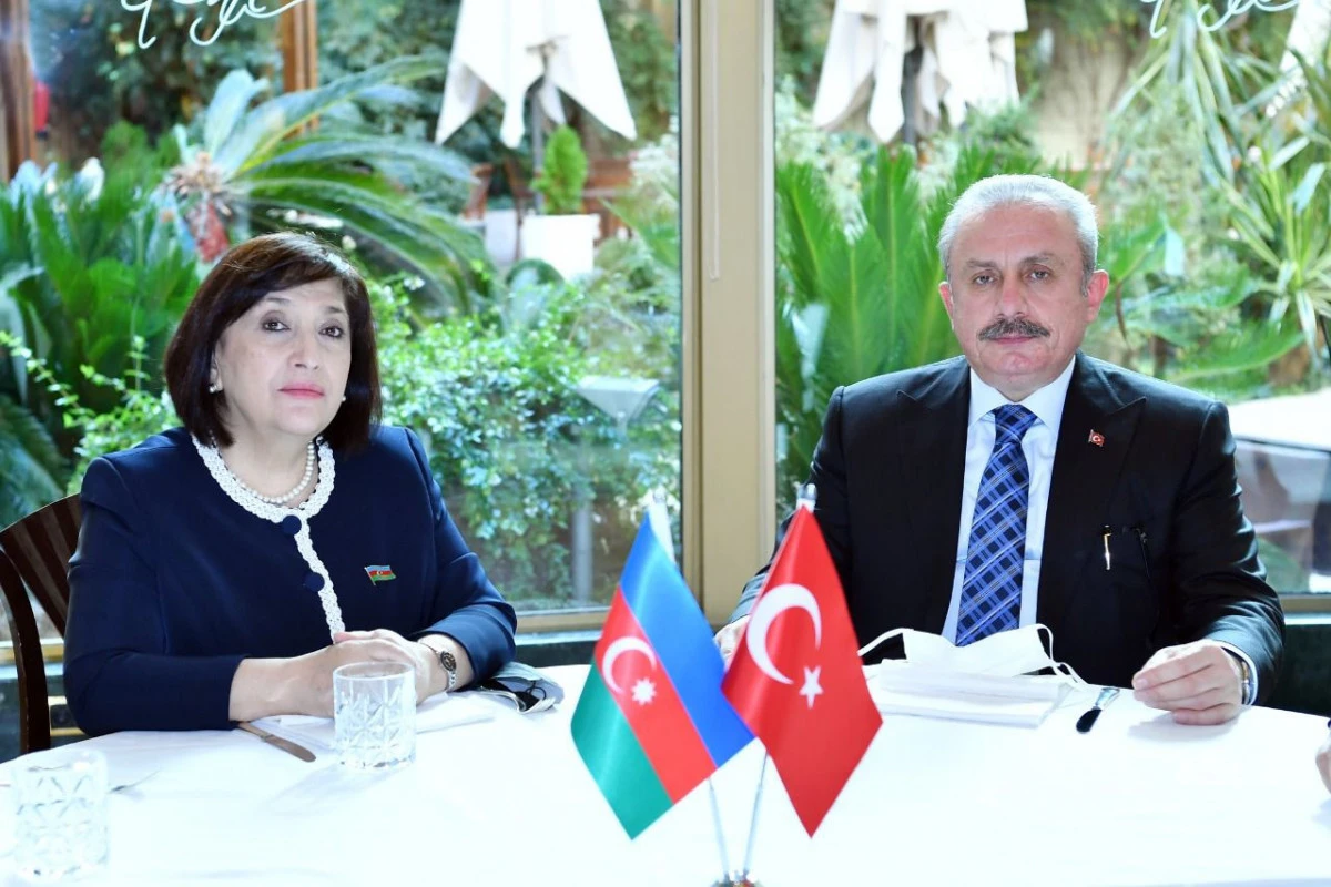 Mustafa Şentop: Parlamentlərimiz arasında səfərlərin artırılması olduqca mühümdür Mustafa Şentop: Parlamentlərimiz arasında səfərlərin artırılması olduqca mühümdür