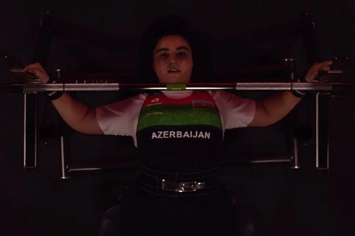 Азербайджанская атлетка стала чемпионкой мира по пауэрлифтингу Азербайджанская атлетка стала чемпионкой мира по пауэрлифтингу