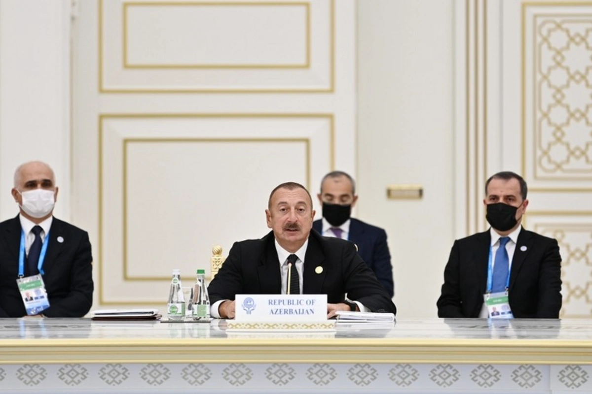 Azərbaycan Prezidenti: Ölkədə yetkin əhalinin 60 faizdən çoxuna iki doza peyvənd vurulub Azərbaycan Prezidenti: Ölkədə yetkin əhalinin 60 faizdən çoxuna iki doza peyvənd vurulub