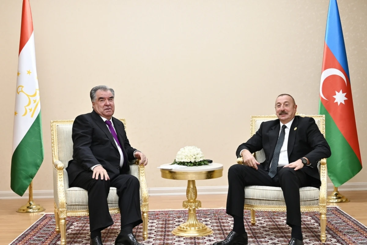 Azərbaycan prezidenti  Tacikistan prezidenti ilə görüşdü