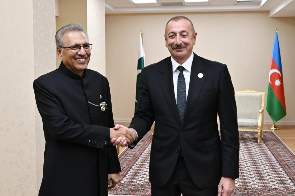 Prezident İlham Əliyevin Pakistan Prezidenti Arif Alvi ilə görüşü olub YENİLƏNİB-1