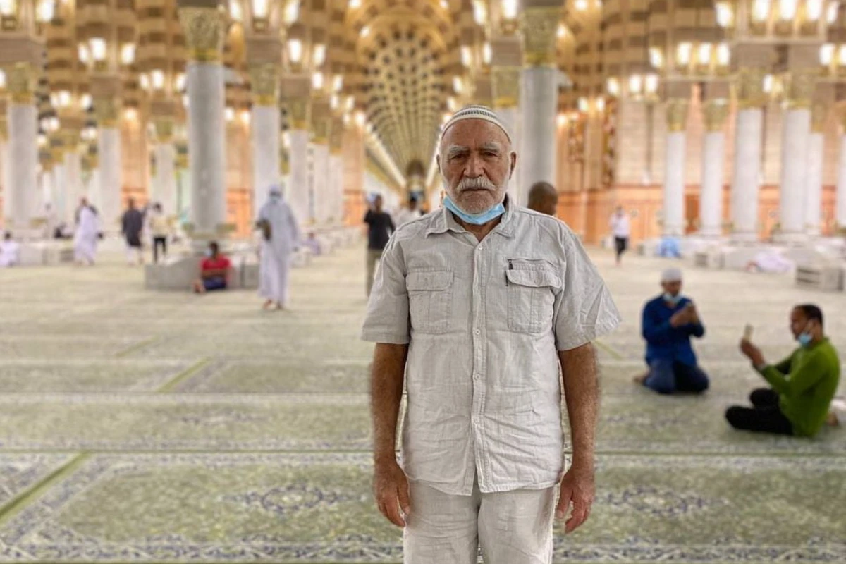 Ümrə ziyarətində vəfat edən azərbaycanlı zəvvar Mədinədə dəfn olunub - FOTO