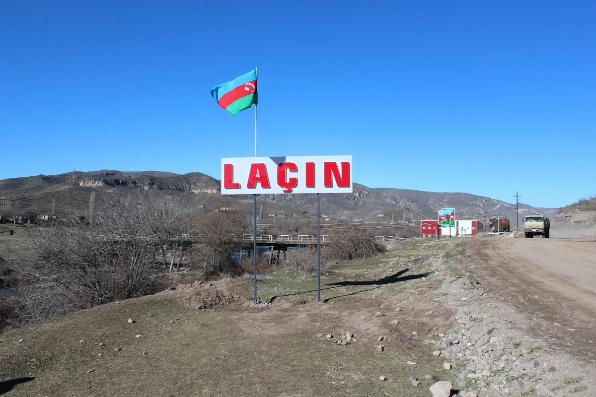 Laçında hərbi və mülki təyinatlı obyektlər su ilə təchiz edilib
