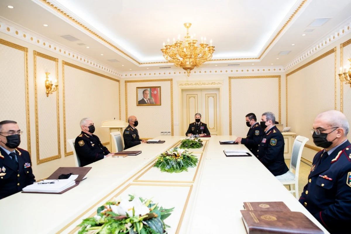 Vilayət Eyvazov iclas keçirdi, vətəndaşların əsassız saxlanılması halların aradan qaldırılmasını tapşırdı Vilayət Eyvazov iclas keçirdi, vətəndaşların əsassız saxlanılması halların aradan qaldırılmasını tapşırdı