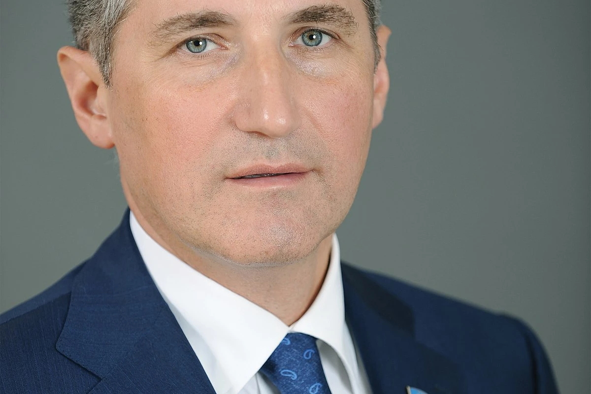 Министр назначил себе нового советника - ФОТО