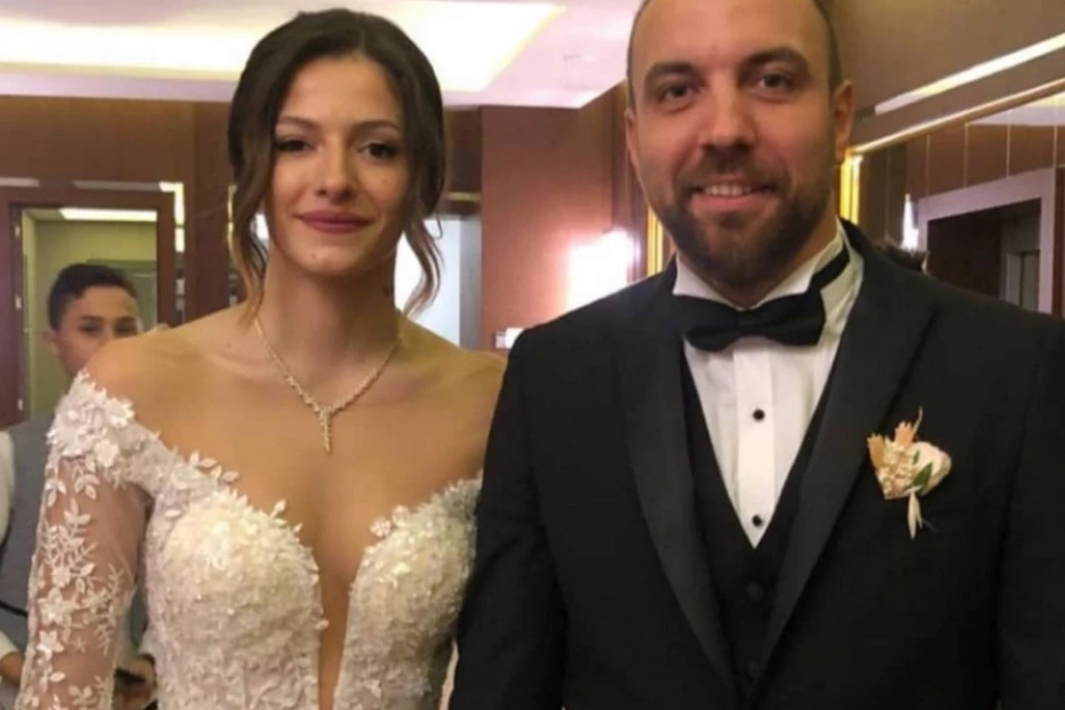 Kobra Pərviz Survivor iştirakçısının toyunda - FOTO Kobra Pərviz Survivor iştirakçısının toyunda - FOTO