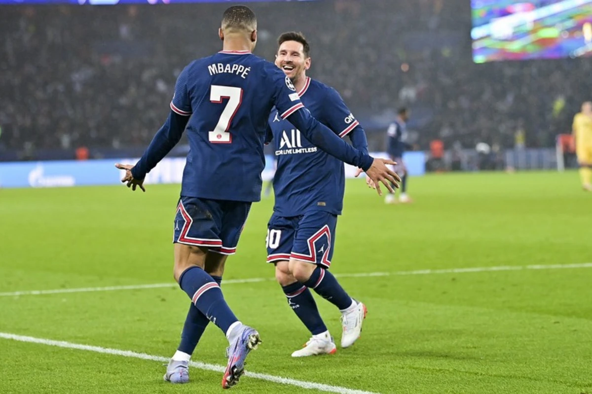 Messi Ronaldunun rekordunu təkrarladı, Mbappe isə onun nəticəsini yenilədi