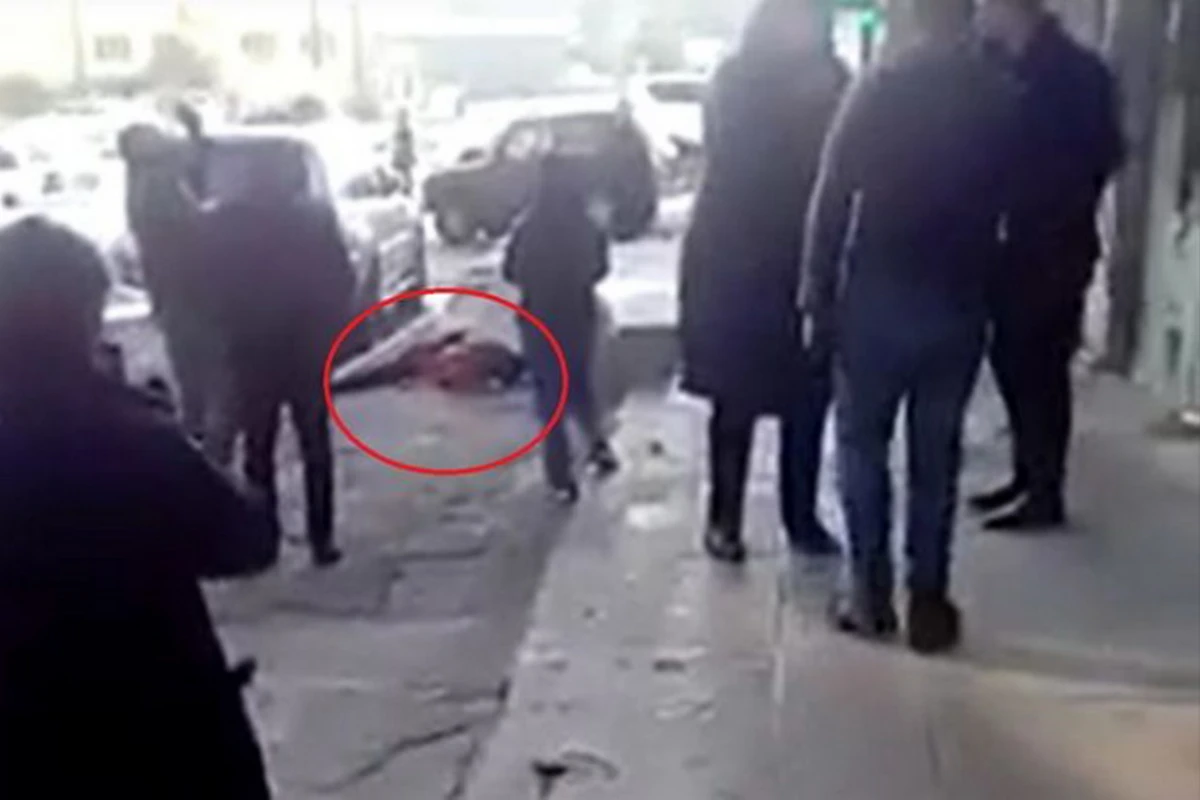 В Баку женщина совершила самоубийство - ВИДЕО