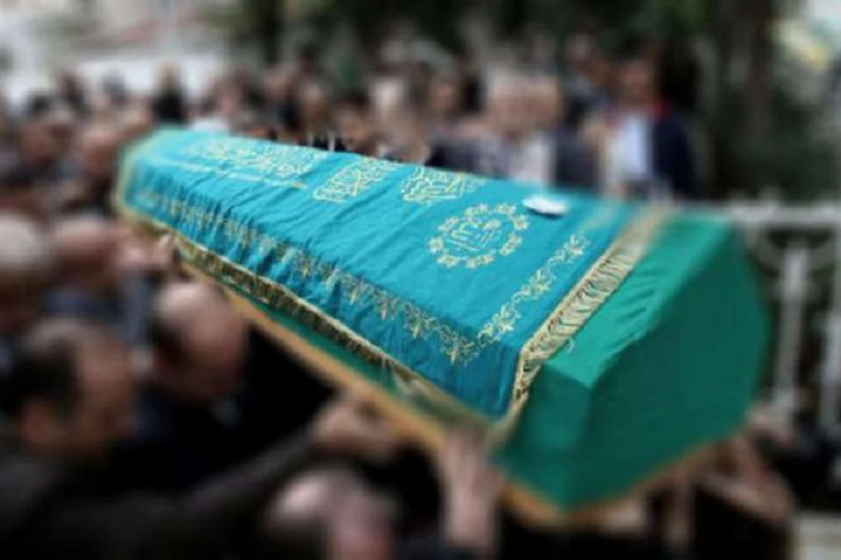 Bakı Ali Neft Məktəbinin müəllimi koronavirusdan vəfat edib - FOTO