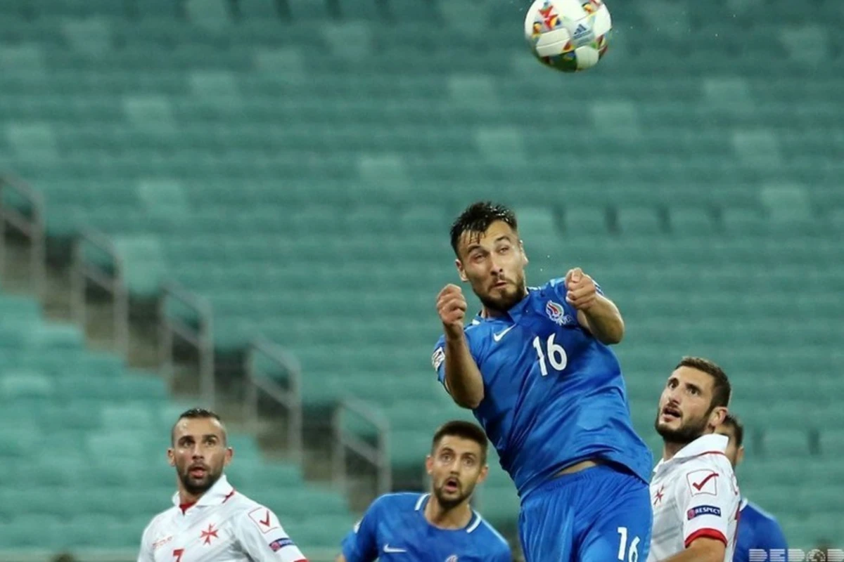 Azərbaycanlı hücumçu Şalkenin əsas komandasında növbəti oyuna hazırlaşır