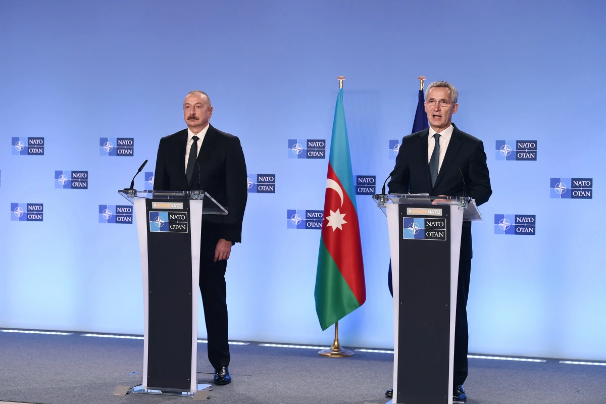 Azərbaycan və NATO rəhbərlərinin mətbuat konfransı oldu - TAM MƏTN
