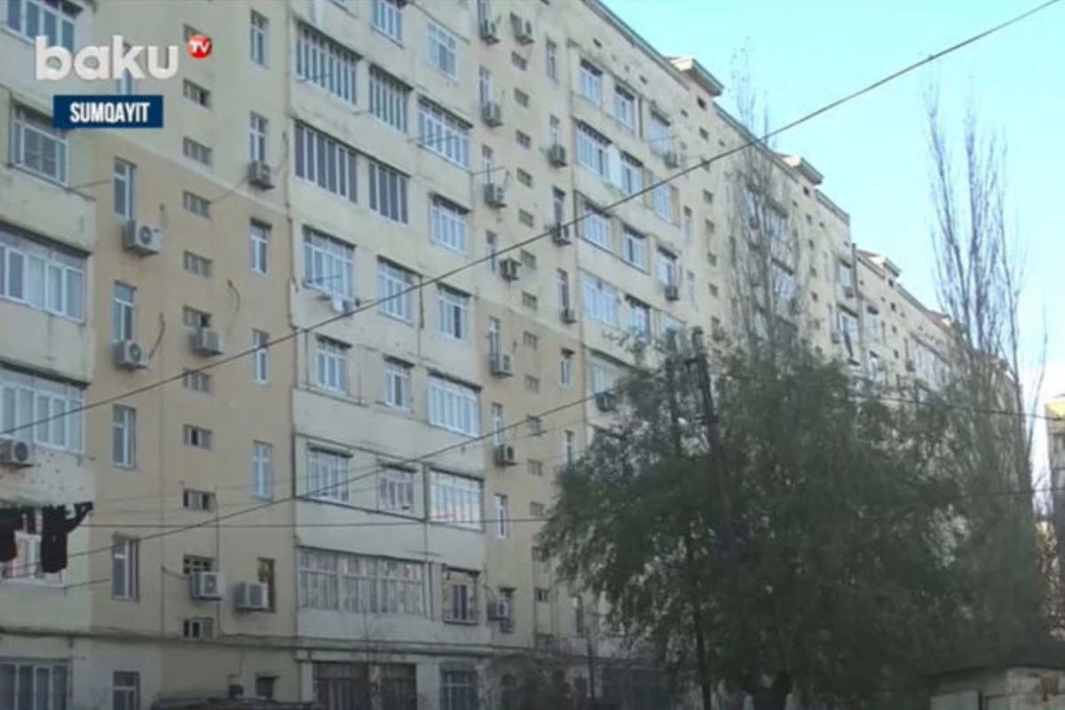 Дом, в котором проживают семьи шехидов, не отапливается 19 лет - ВИДЕО