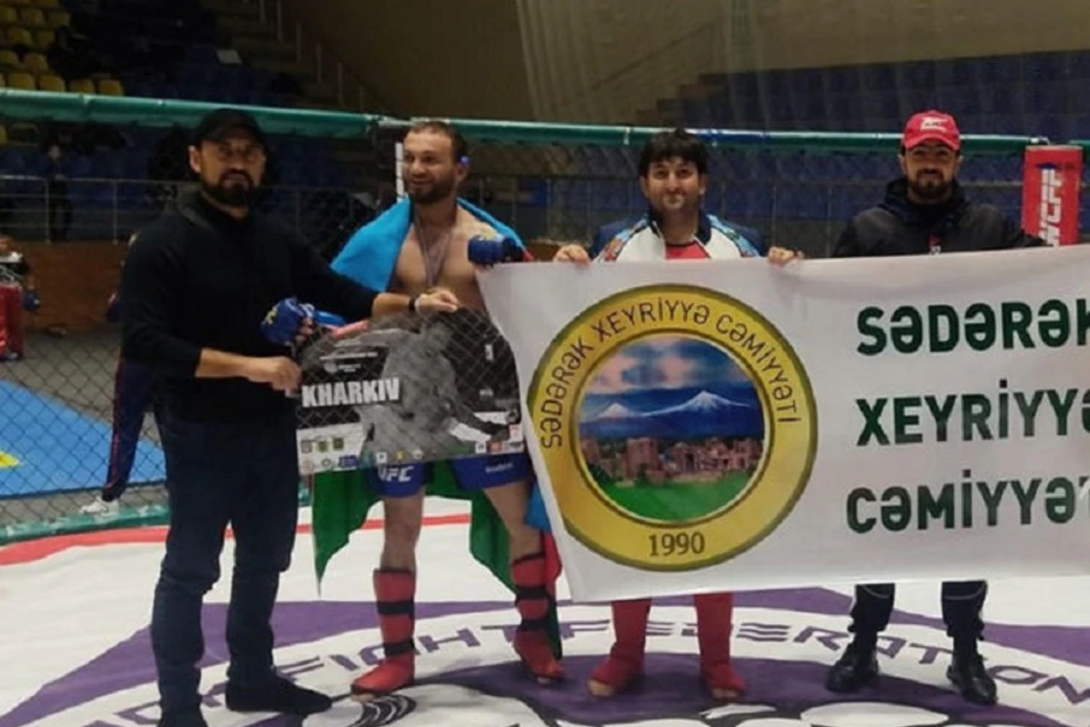 Азербайджанский боец победил армянина и стал чемпионом мира - ВИДЕО