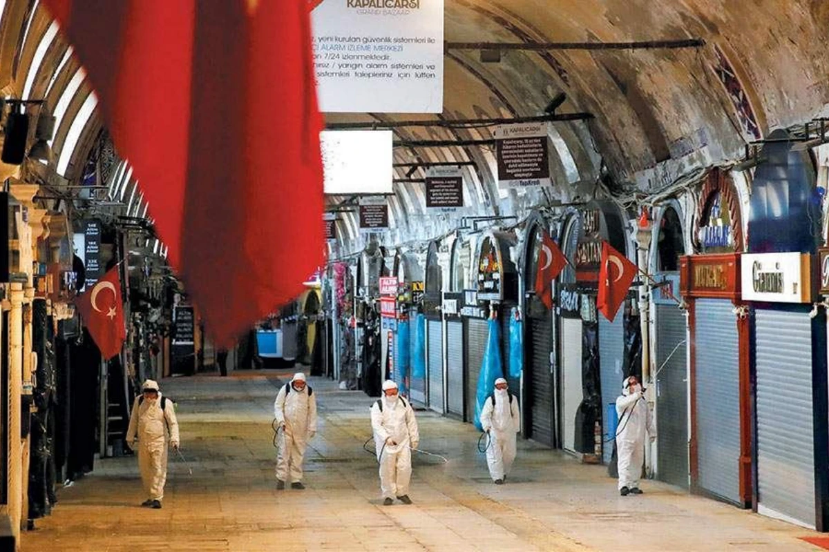 Türkiyədə son sutkada koronavirusa 18 mindən artıq yoluxma qeydə alınıb
