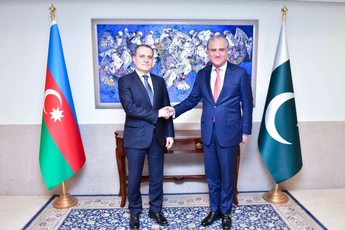 Azərbaycan və Pakistan XİN başçıları görüşüb - FOTO