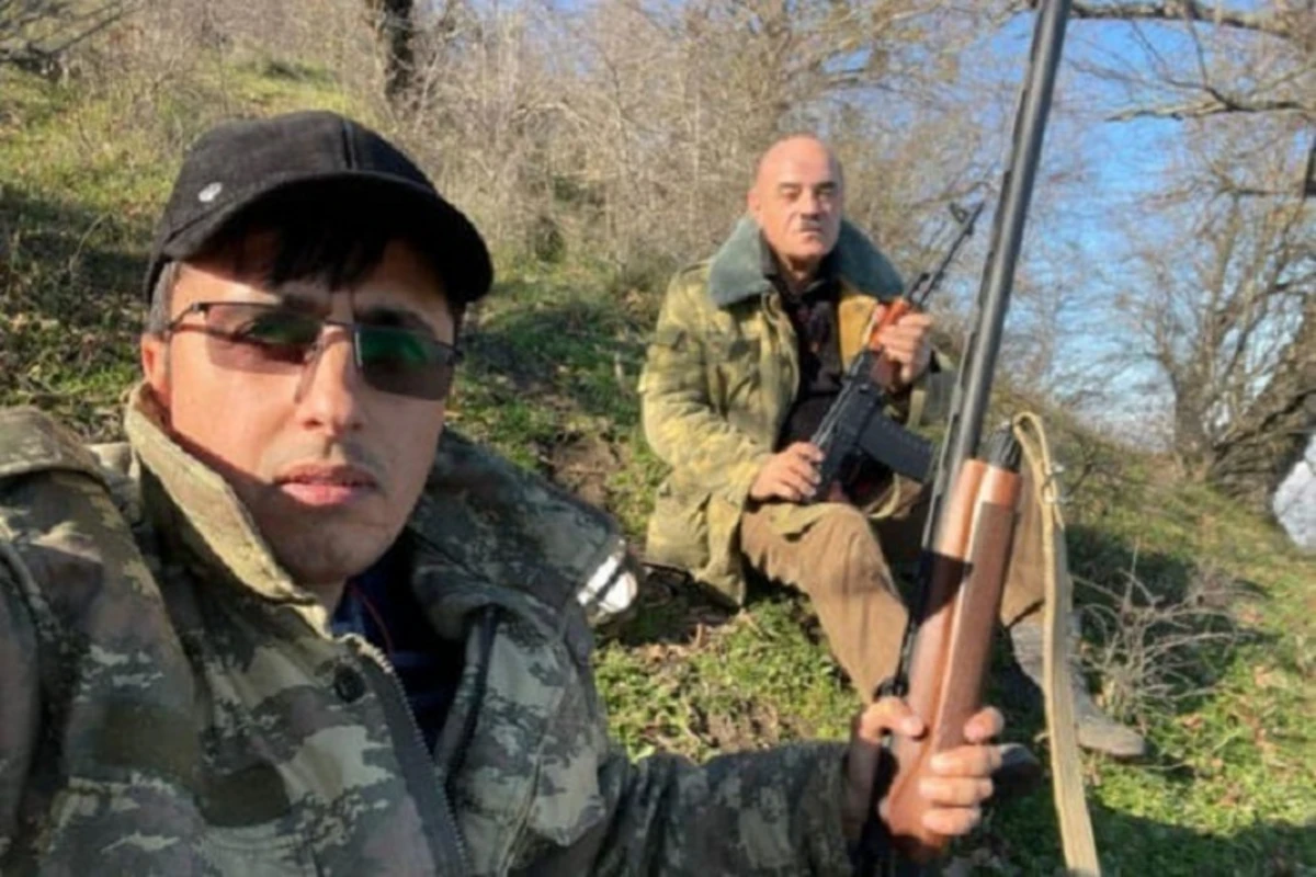 Azərbaycanda vəzifəli şəxslərin silahla fotosu yayıldı, DİN və ETSN açıqlama verdi - YENİLƏNİB