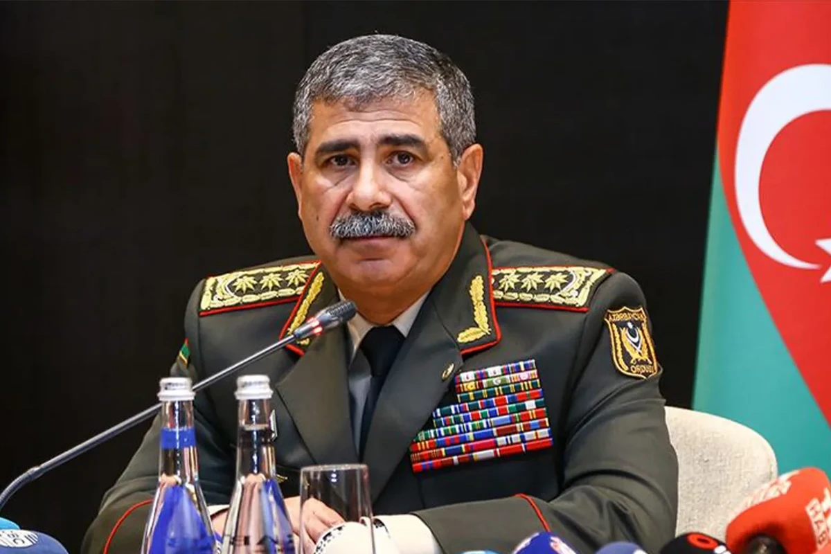 Zakir Həsənov hərbçilərin maaşlarının artırılmasından danışdı