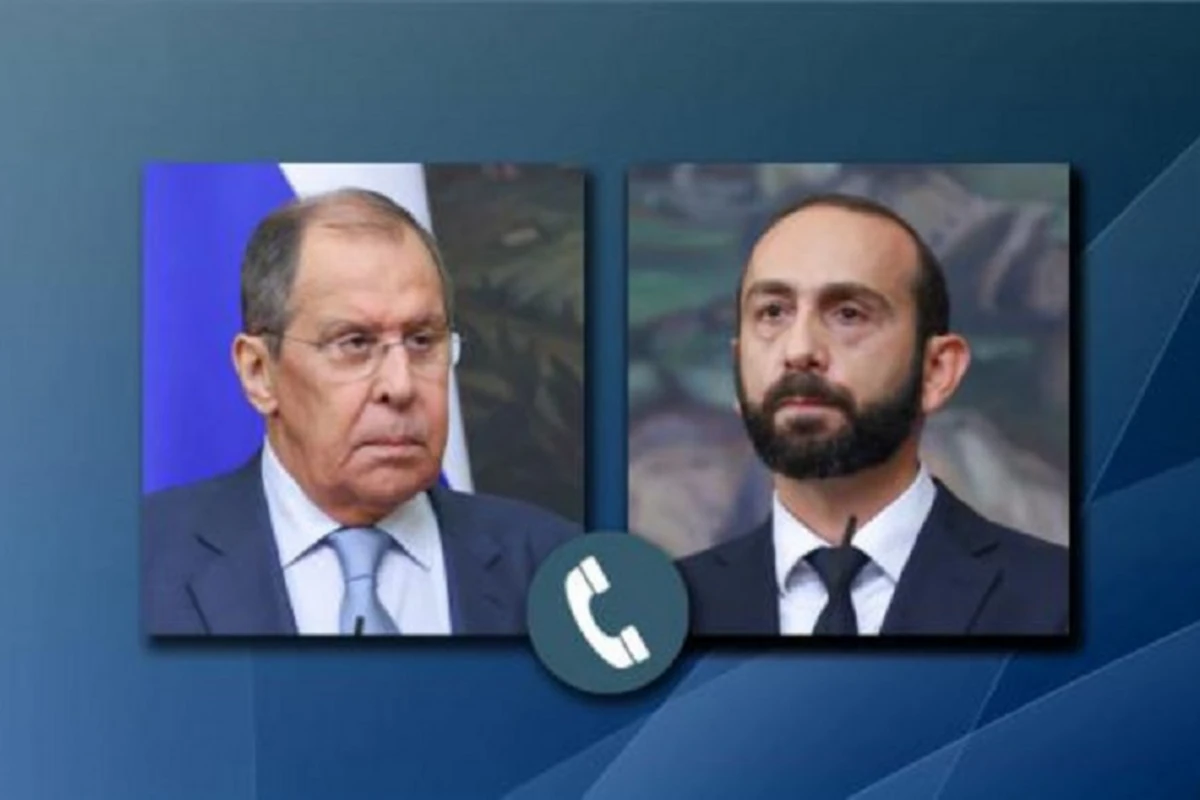 Лавров и Мирзоян отметили важность создания механизмов для демаркации азербайджано-армянской границы
