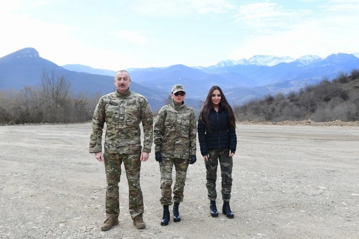 Prezident İlham Əliyev, birinci xanım Mehriban Əliyeva və ailə üzvləri Şuşa şəhərində olublar - YENİLƏNİB