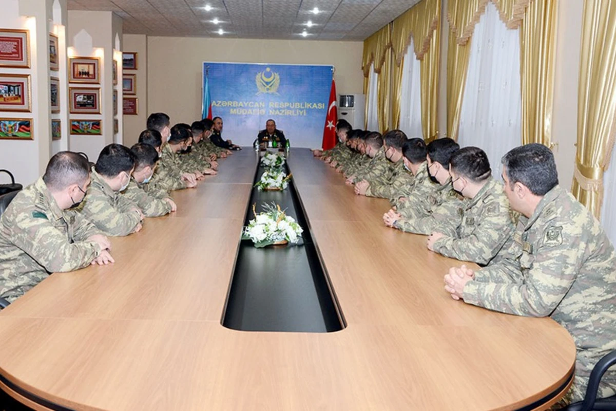 Azərbaycan Ordusunda tərbiyə işinin təşkili üzrə kurs keçirilib - FOTO