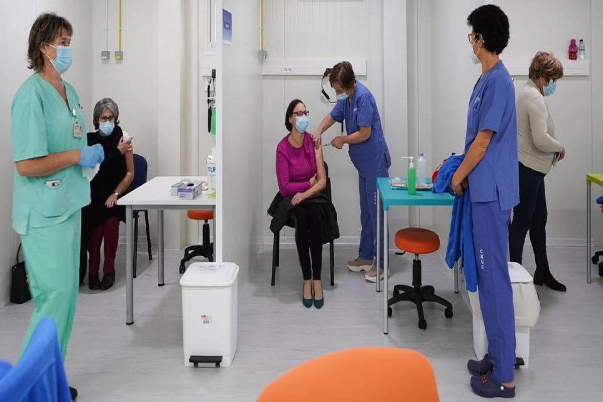 KİV: Dünyada COVID-19-a qarşı 9 milyarda qədər peyvənd vurulub