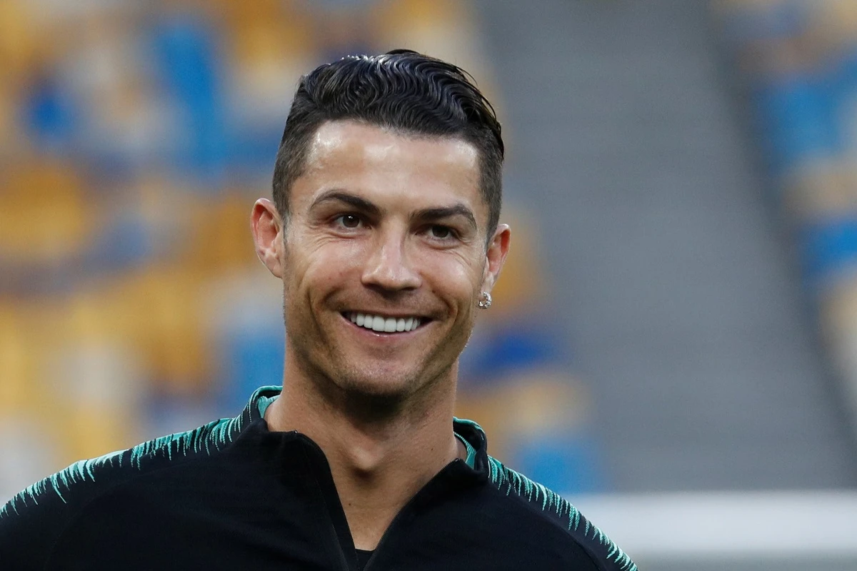 Роналду признан лучшим бомбардиром всех времен по версии Globe Soccer Awards
