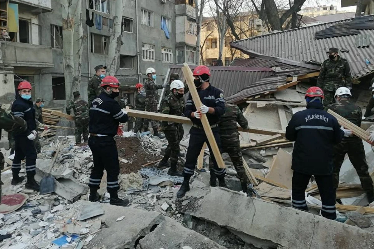 В Азербайджане в доме произошел взрыв, есть пострадавшие