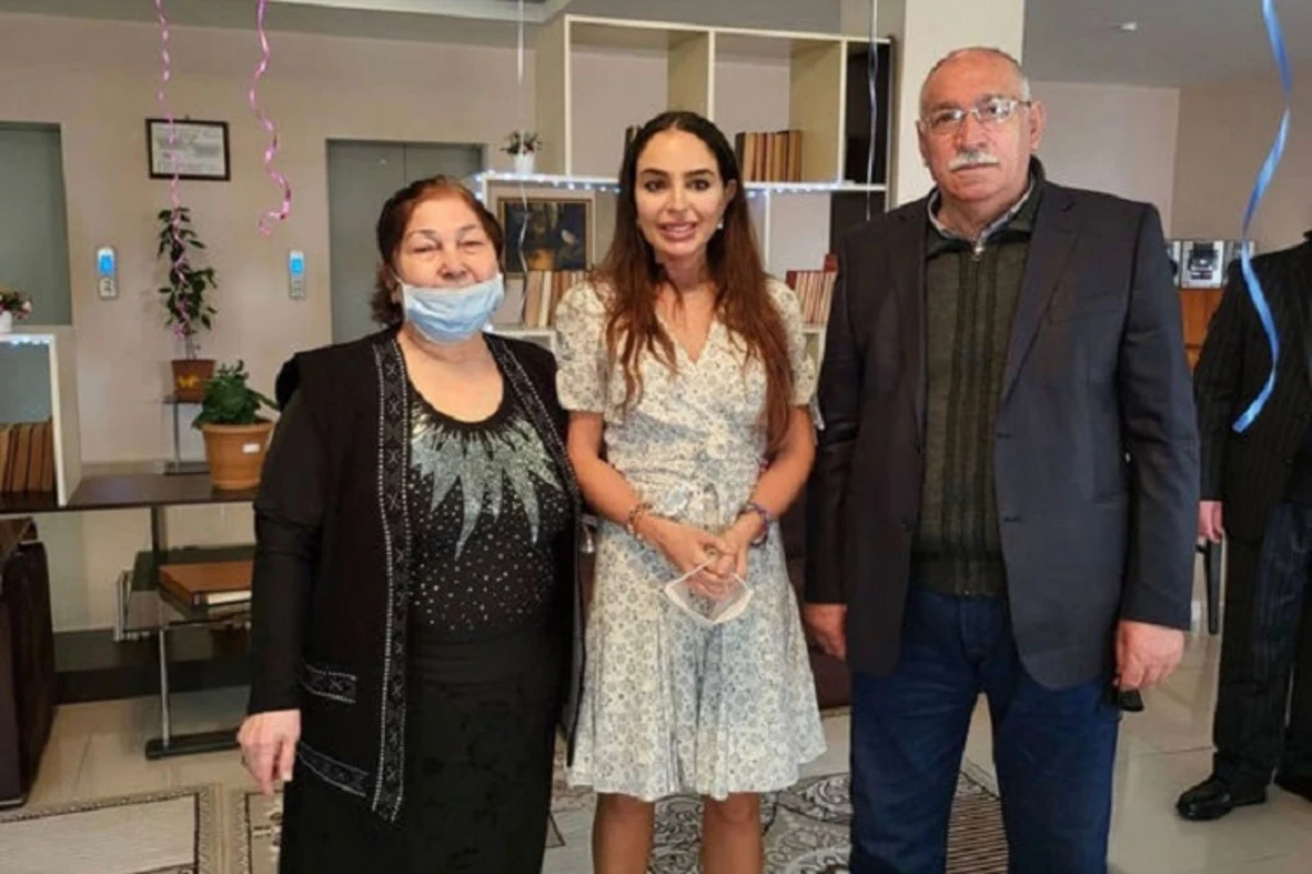 Leyla Əliyeva “qocalar evi”ndə olub - FOTO