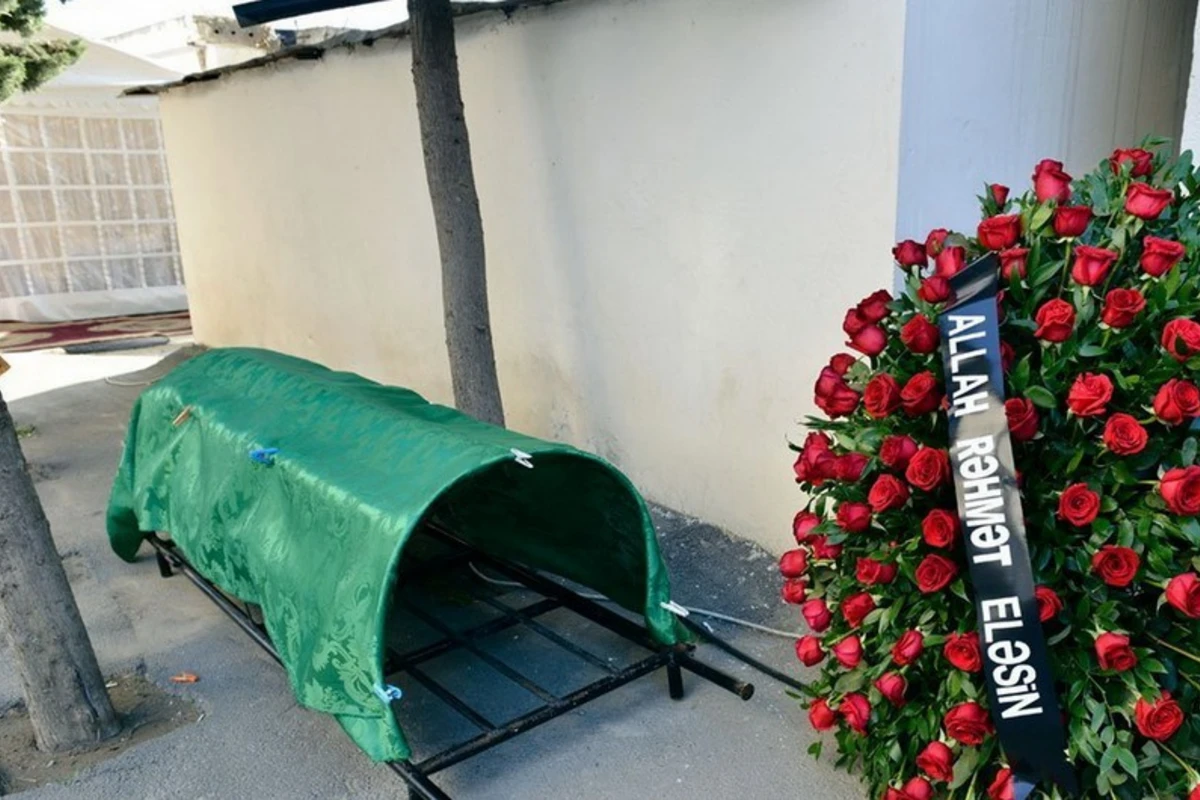 Daha bir müəllim koronavirusdan vəfat etdi - FOTO