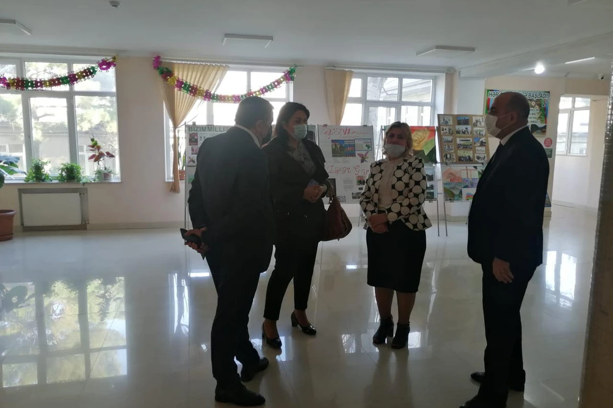 Bakıda şagirdləri döyən direktorla bağlı YENİ AÇIQLAMA - FOTO
