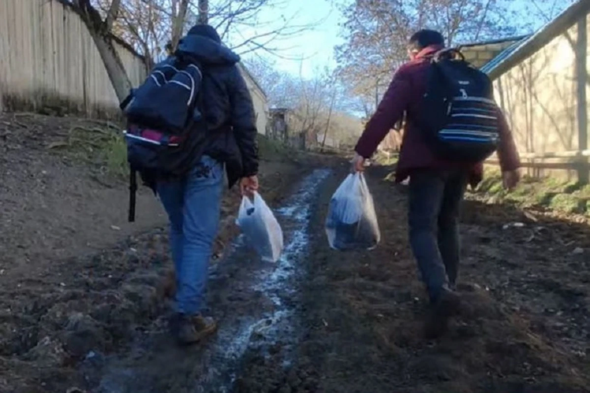 Дорога села Нюйдю находится в разрушенном состоянии - ВИДЕО