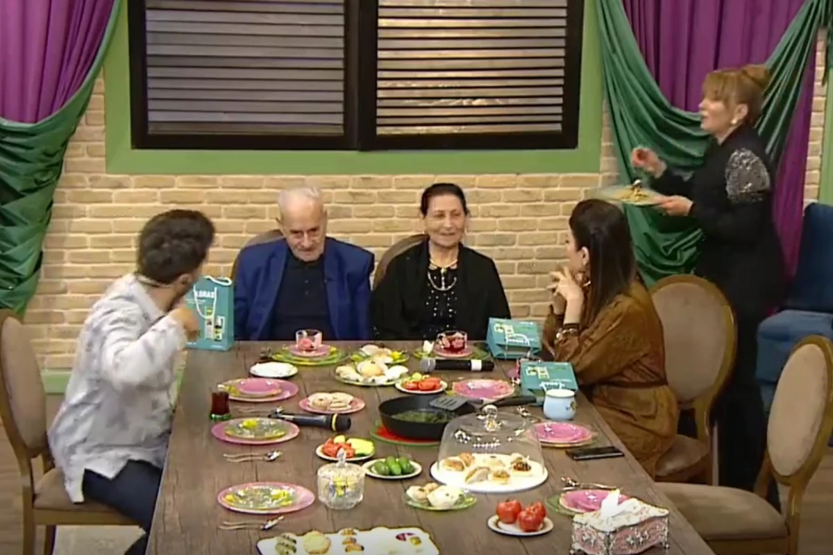 Əməkdar artist 8-ci sinifdə evlənən qayınanasının başına üzərlik doladı - VİDEO
