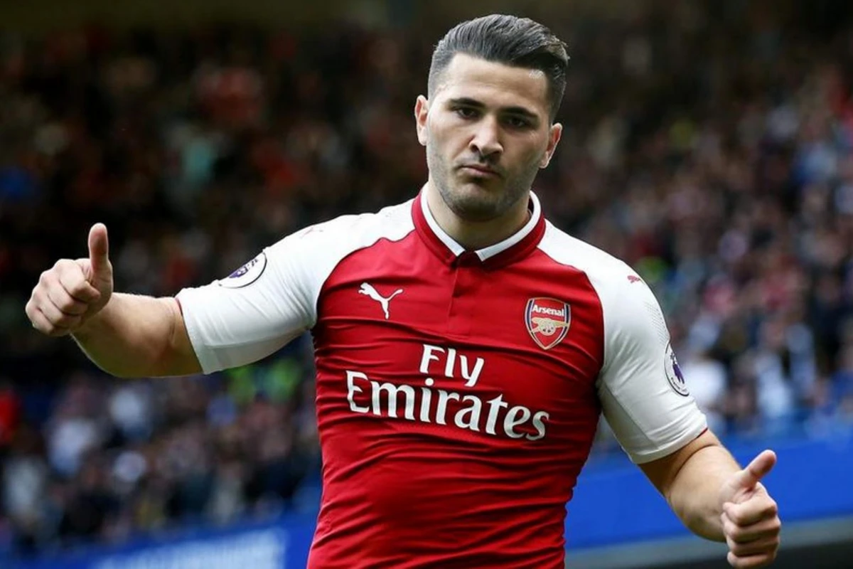 Marsel Qarabağla oyunöncəsi Arsenalın müdafiəçisi ilə anlaşdı