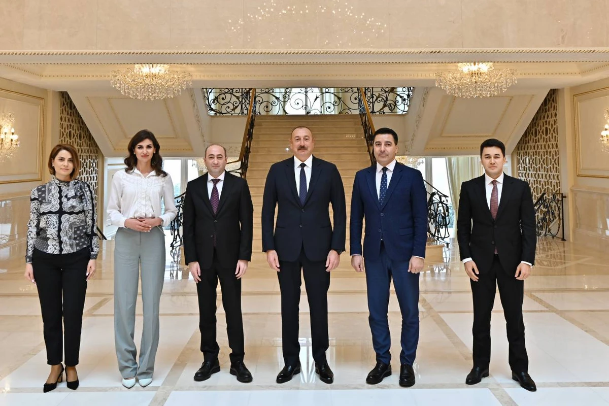 Prezident media nümayəndələrindən danışdı