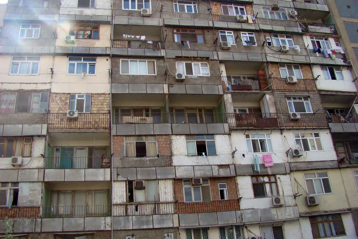 Ucuz mənzil almaq istəyənlərin NƏZƏRİNƏ - Buna aldanmayın... - VİDEO