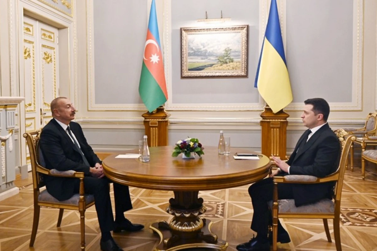 Azərbaycan və Ukrayna prezidentlərinin geniş tərkibdə görüşü başlayıb Azərbaycan və Ukrayna prezidentlərinin geniş tərkibdə görüşü başlayıb