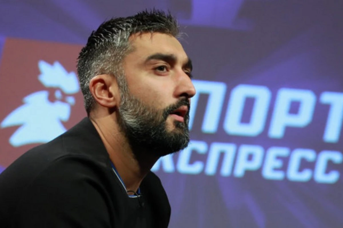 Aleksandr Səmədov Azərbaycan millisini seçməməsinin səbəbini açıqlayıb
