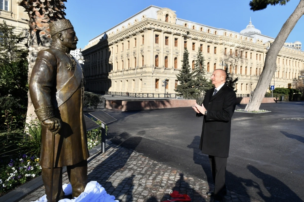 Президент Азербайджана открыл памятник Гаджи Зейналабдину Тагиеву - ФОТО/ВИДЕО