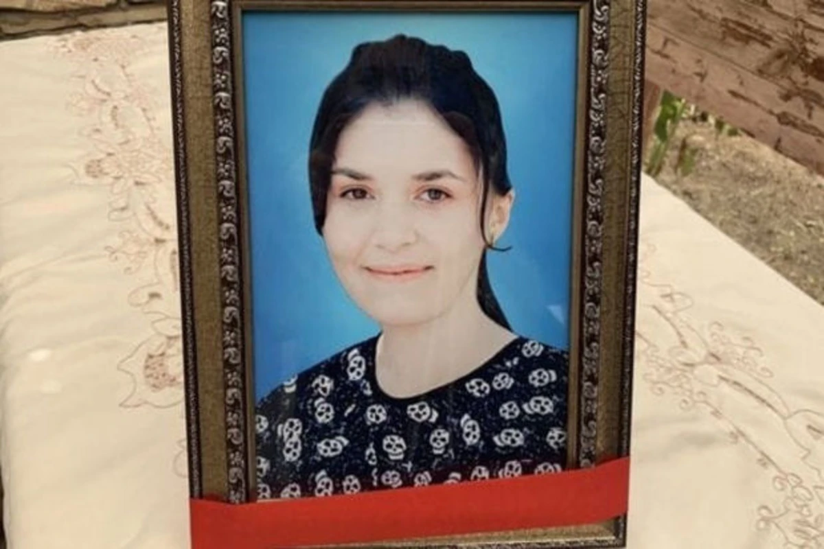 Təqsirləndirilən şəxs məhkəmədə feministlərin arvadını yönlədirdiyini açıqladı
