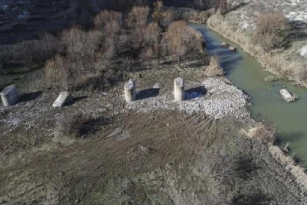 В Турции мужчина украл 500-метровый мост В Турции мужчина украл 500-метровый мост