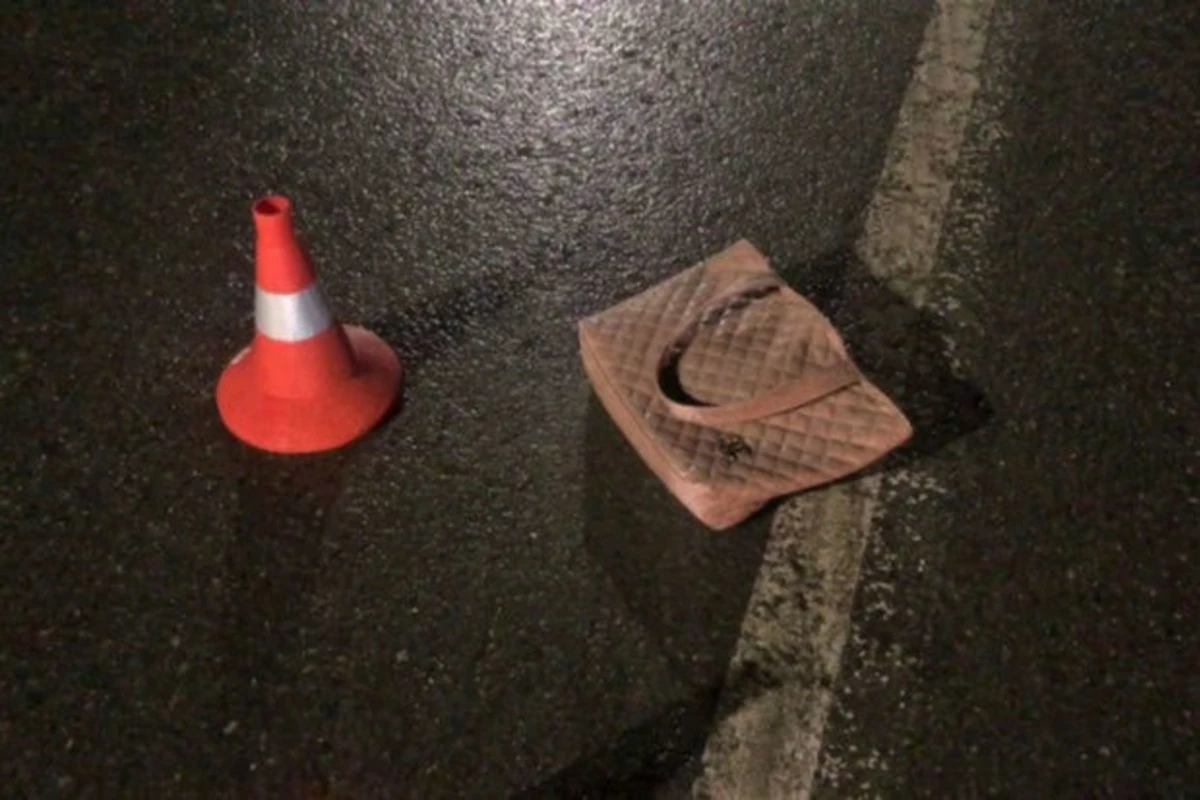 Hacıqabulda qadın avtobusun altına düşərək ölüb