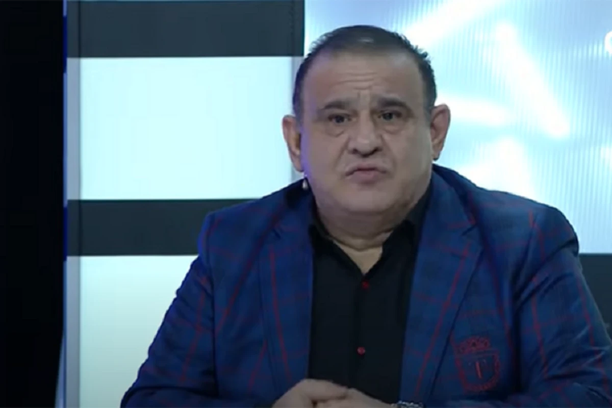 Tacir Şahmalıoğlu: “Fədayə Laçınla duet oxuduğum üçün xanımım intihara cəhd etdi” - VİDEO Tacir Şahmalıoğlu: “Fədayə Laçınla duet oxuduğum üçün xanımım intihara cəhd etdi” - VİDEO