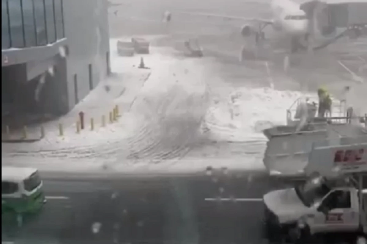 İstanbul hava limanında uçuşlar təxirə salınıb - VİDEO