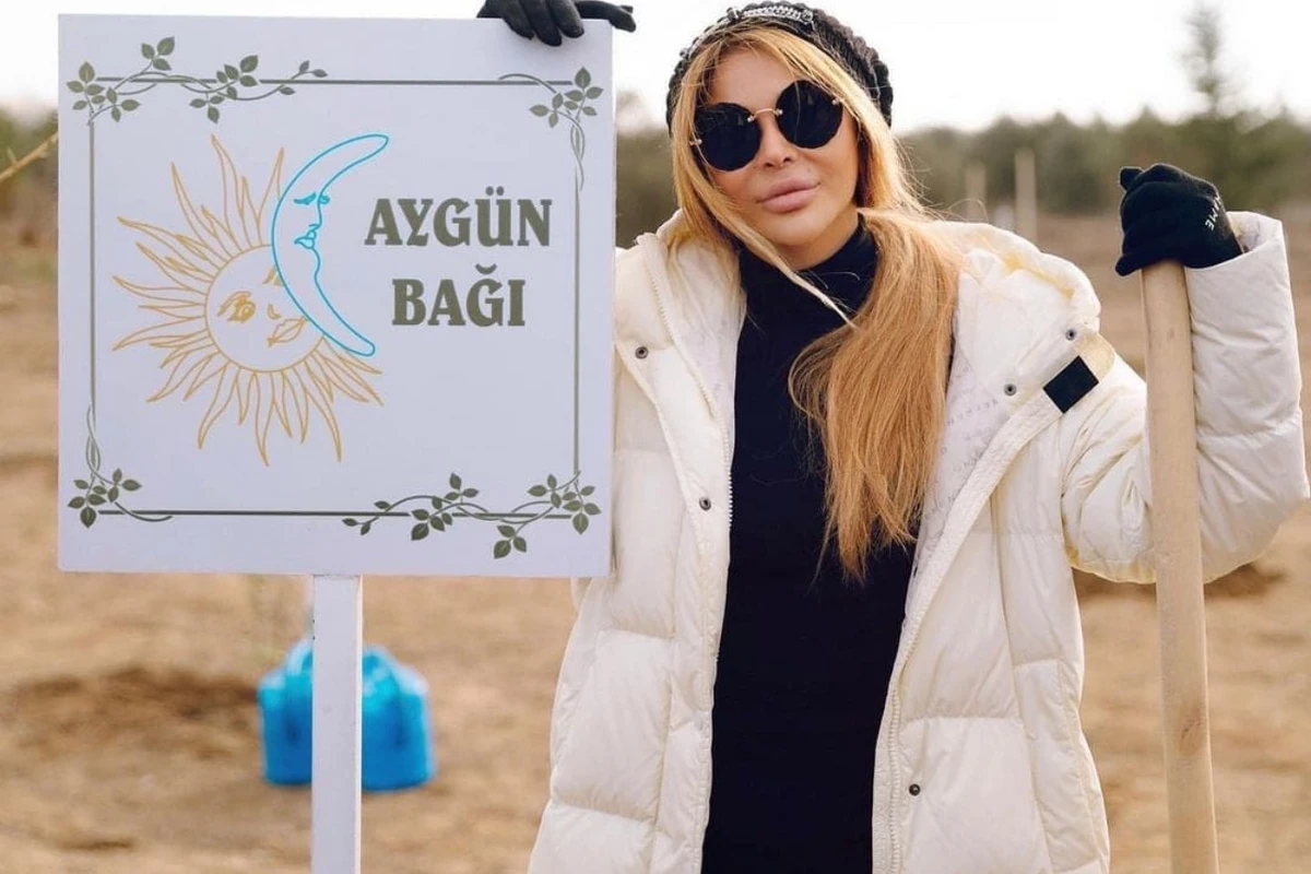 Aygün Kazımovanın adına bağ saldılar - FOTO